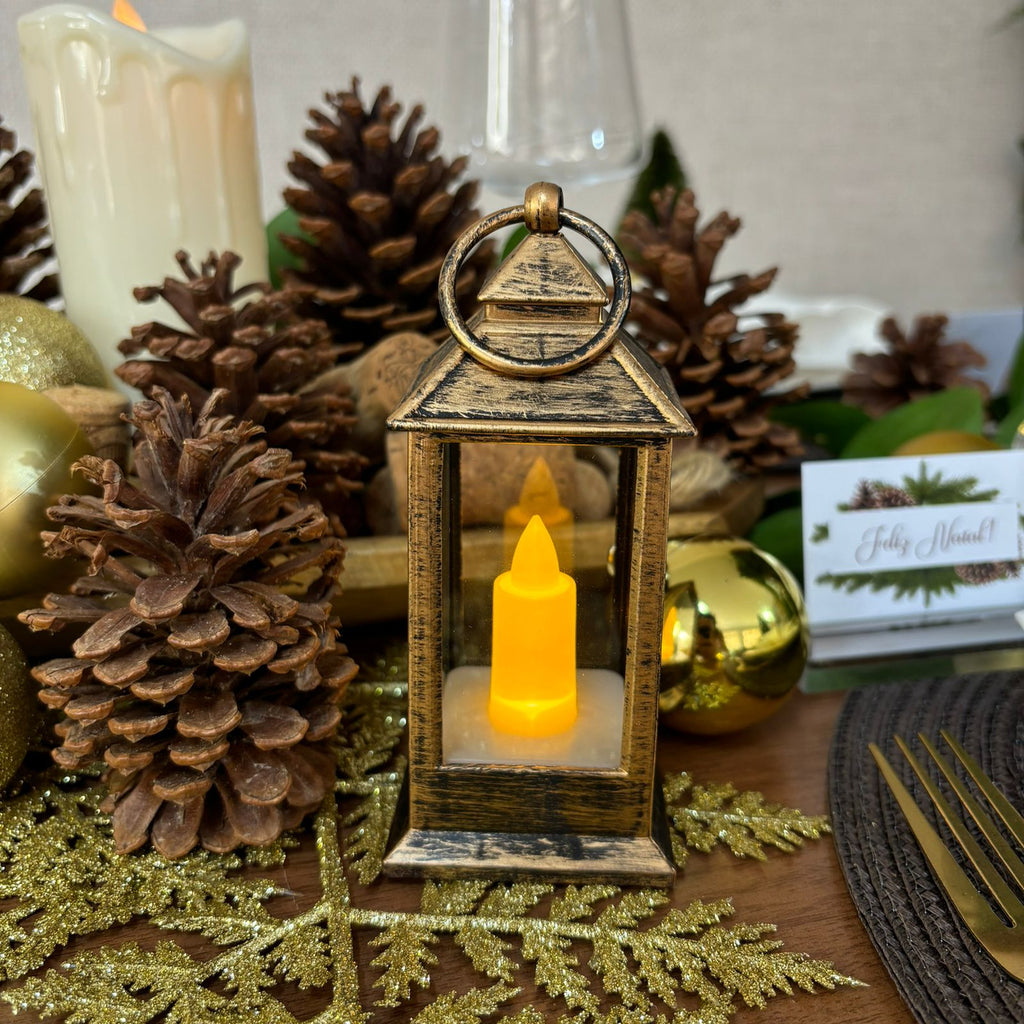 Luminária modelo Lanterna LED ouro velho