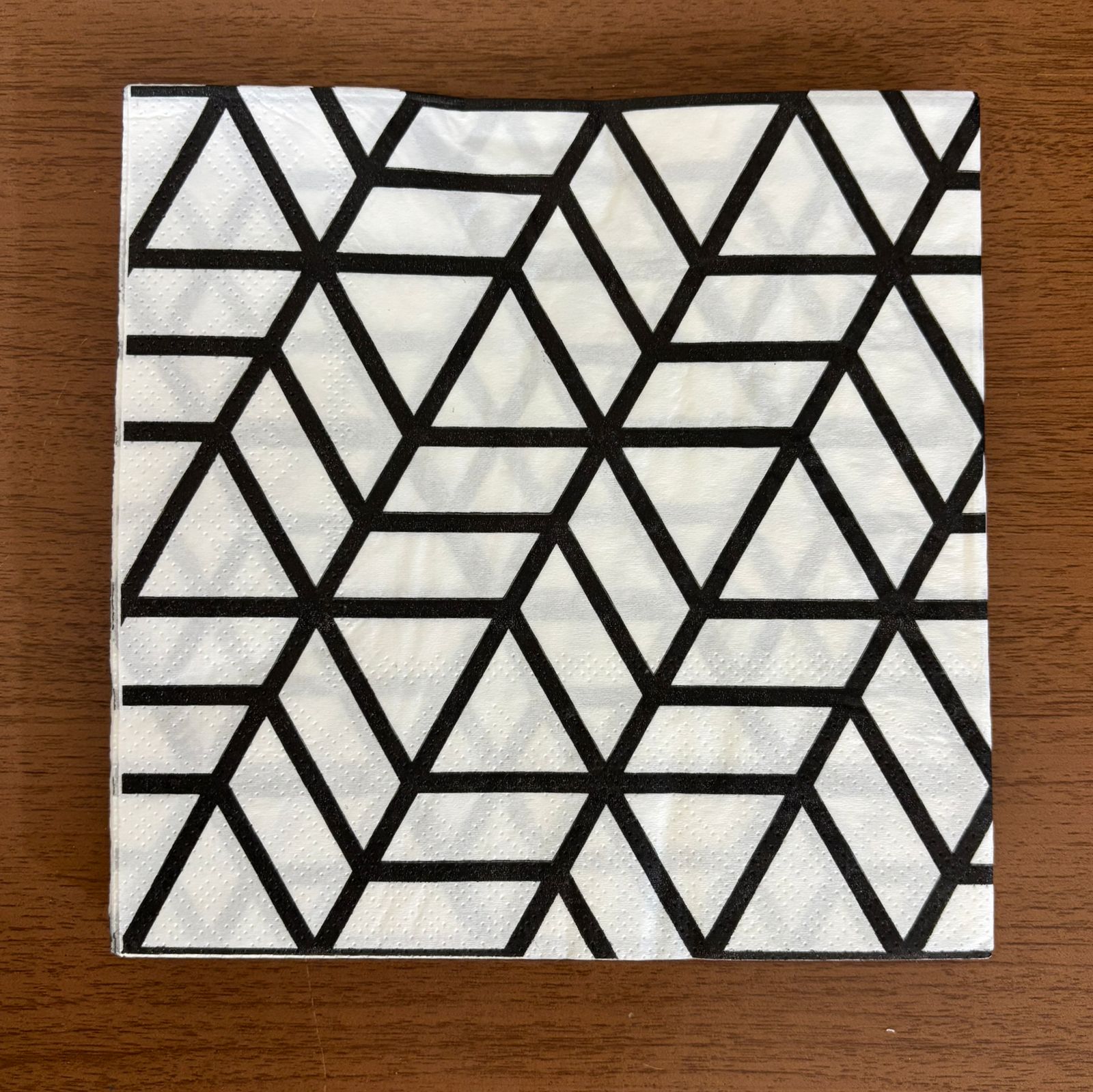 Guardanapo de papel P&B geométrico